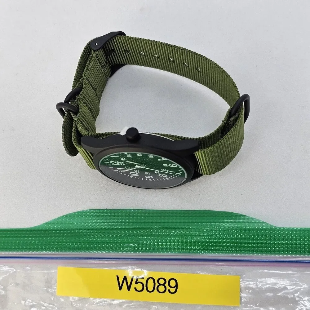 Men's Field Easy‎ Read Watch 42MM Black Dial Army Green Nylon Band Strap